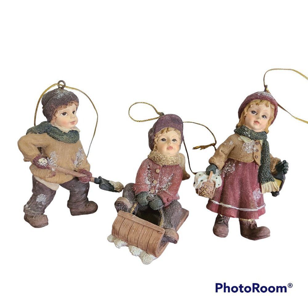 Vintage Resin Christmas Winter Young Children Ornaments Set Old-Fashioned Dress